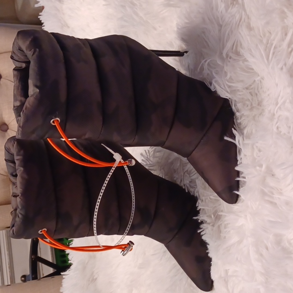 NEW Steve Madden Cloak Green Camo Puffer Drawstring Stilletto High Heeled Boots - Picture 2 of 9